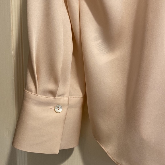 Vince V-Neck Silk Blend Popover - XS - Picture 13 of 15